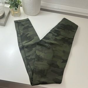 Lululemon Align 25’ Leggings Heritage 365 Camo Green Twill Multi